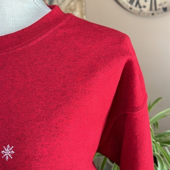 Handmade Women’s Snowman Cardinal Crewneck Sweatshirt Size Medium Red - Picture 3 of 10
